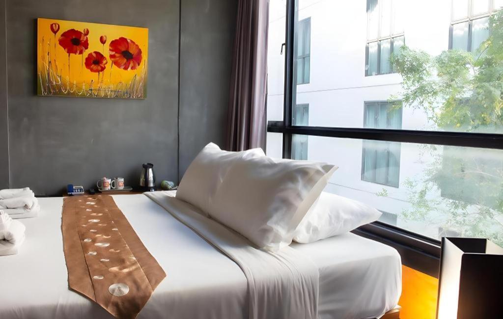 Hotel B2 Boutique And Budget