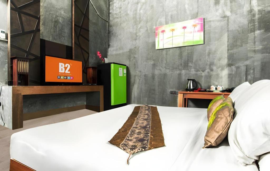 B2 Boutique And Budget 2*