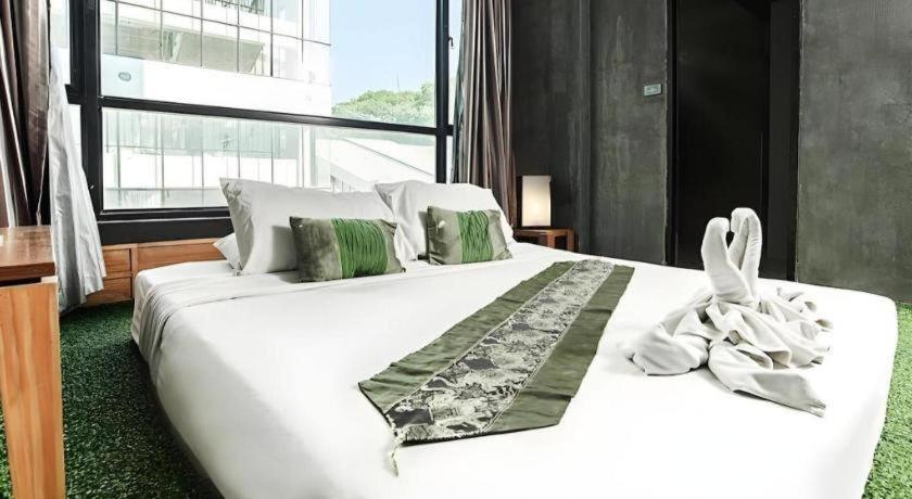 B2 Boutique And Budget Hotel 2*